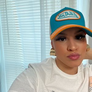 Meet your Posher, Destiny